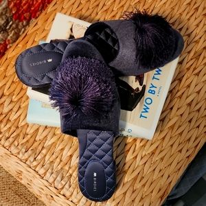 Birdies "The Songbird", size 9 in Blue Steel.